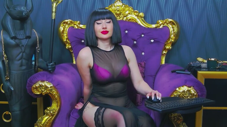 LaraMaeve's Streamate show and profile