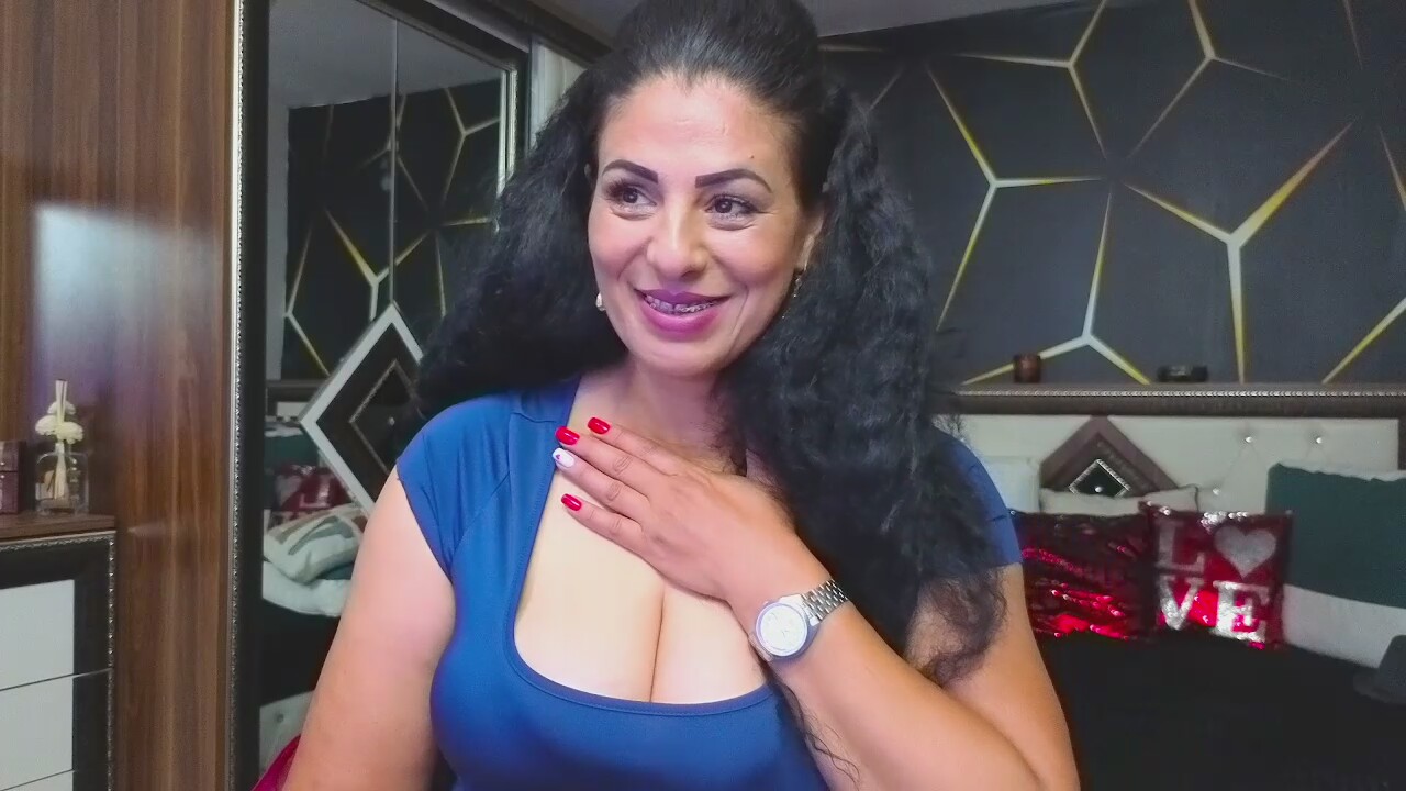 Curly_Sexy