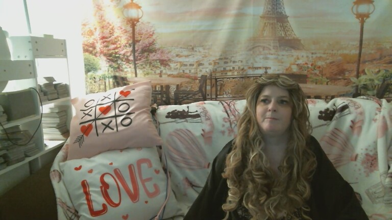 lovehollyann's Streamate show and profile