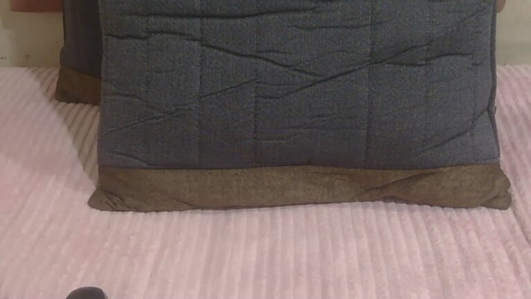 NaughtyBulkylee's Streamate show and profile